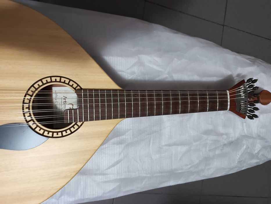 Guitarra portuguesa de Coimbra
