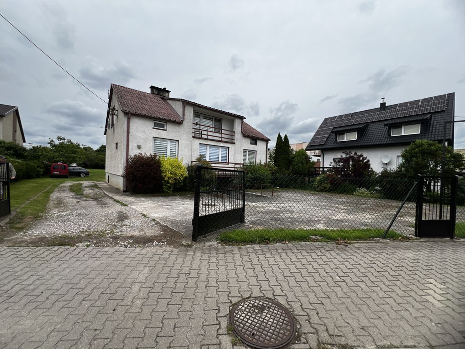 Sprzedam nieruchomosc w Różanie