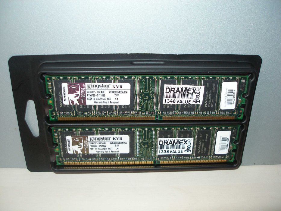 Kości pamięci Ram Kingston 2x512 mb