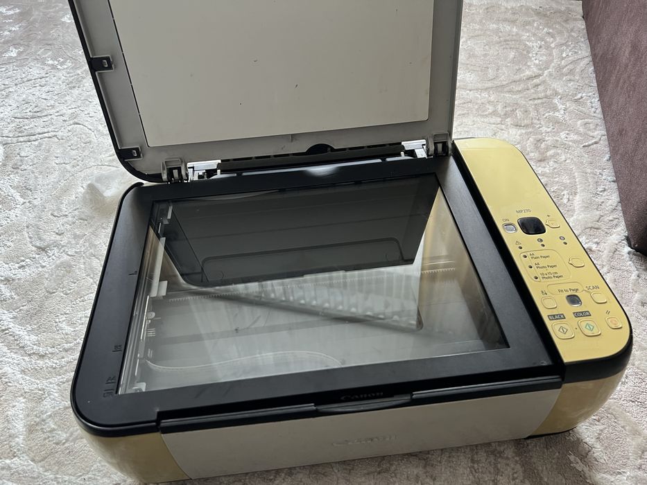 На запчастини  Canon PIXMA MP210