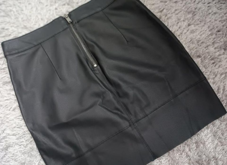 Спідниця,спідничка,юбка,юбочка з екошкіри