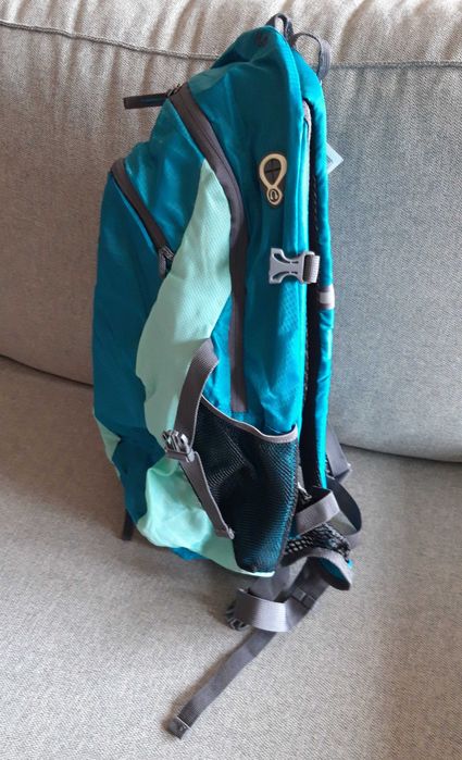 Mochila de trekking, caminhada, montanhismo - Artigo NOVO.