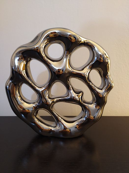 Peças prateadas pratedas