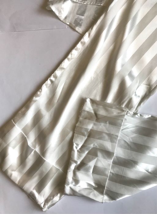 Піжама Біла. Полоска. Сорочка/Штани. Сатинова. Oversize. S розмір