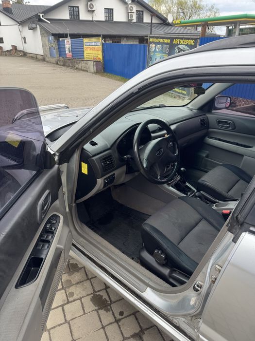 Продам субару  форестер