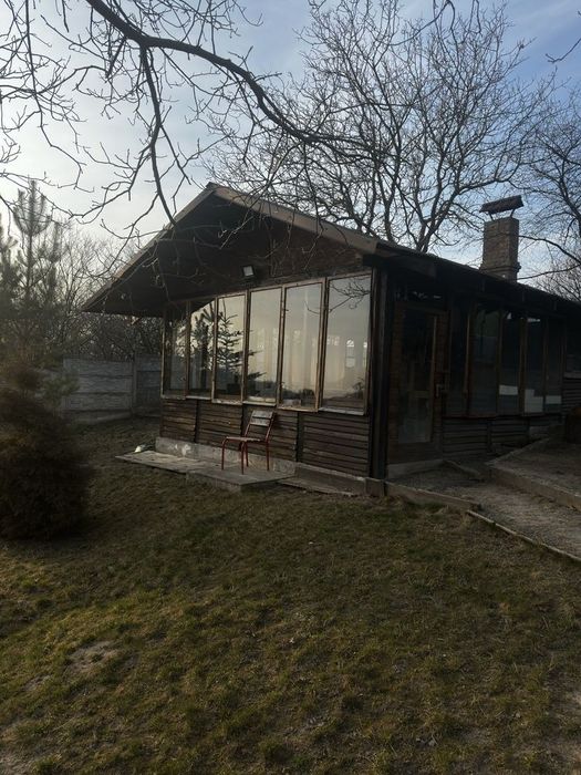 * Продається будинок неподалік м. Рівне