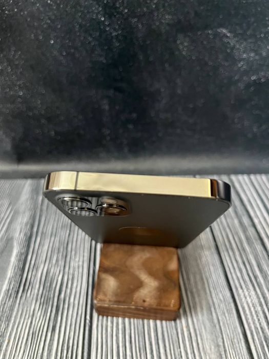 Срочно айфон 12 про