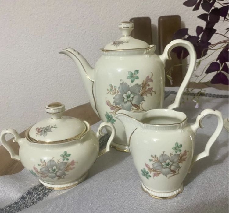 Serwis kawowy na 8 osob porcelanowy Bavaria