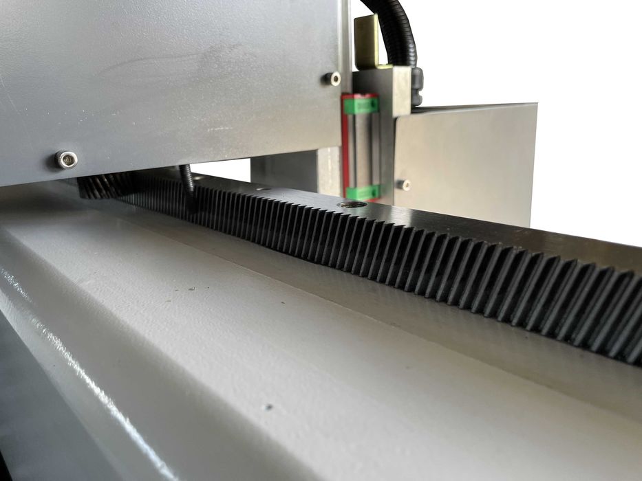 Ploter frezujący cnc frezarka cnc router 130x250x20cm. PODCIŚNIENIOWY