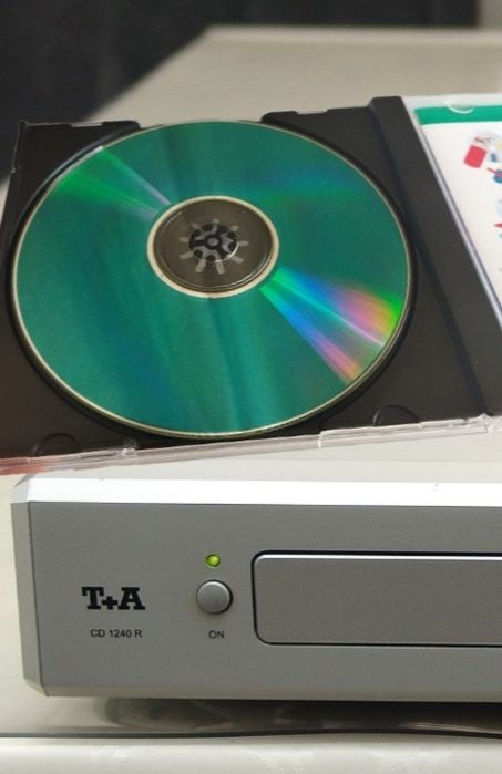 Диски чистые Fujifilm CD-R