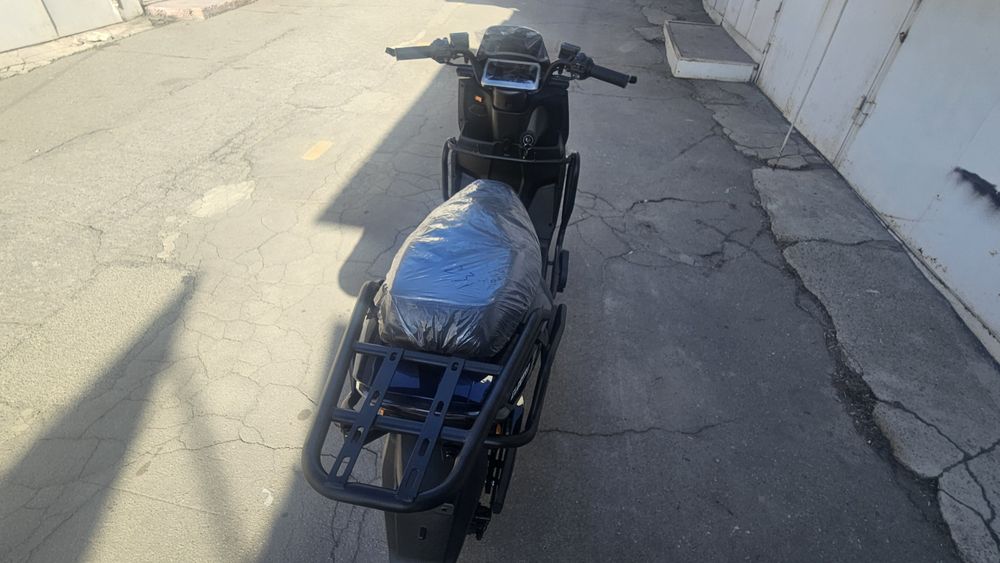 Електричний мопед Corso Bullet 2500W 72V40Ah72V/4