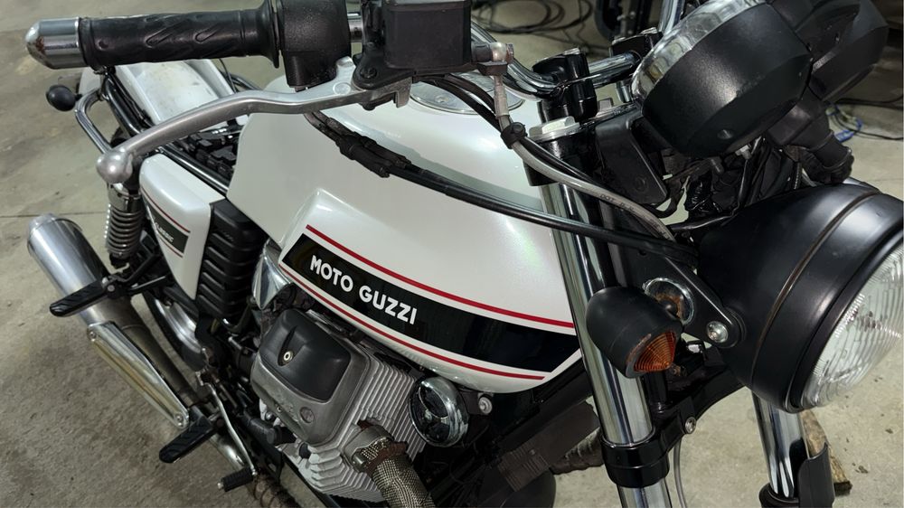 Moto Guzzi V7 Classic