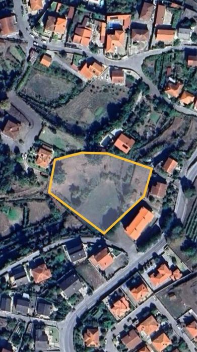 Terreno 4100m2 com possibilidade de construção.