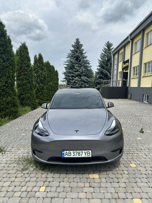 Tesla Model Y Long Range Dual Motor 2024 82.5 кіловат