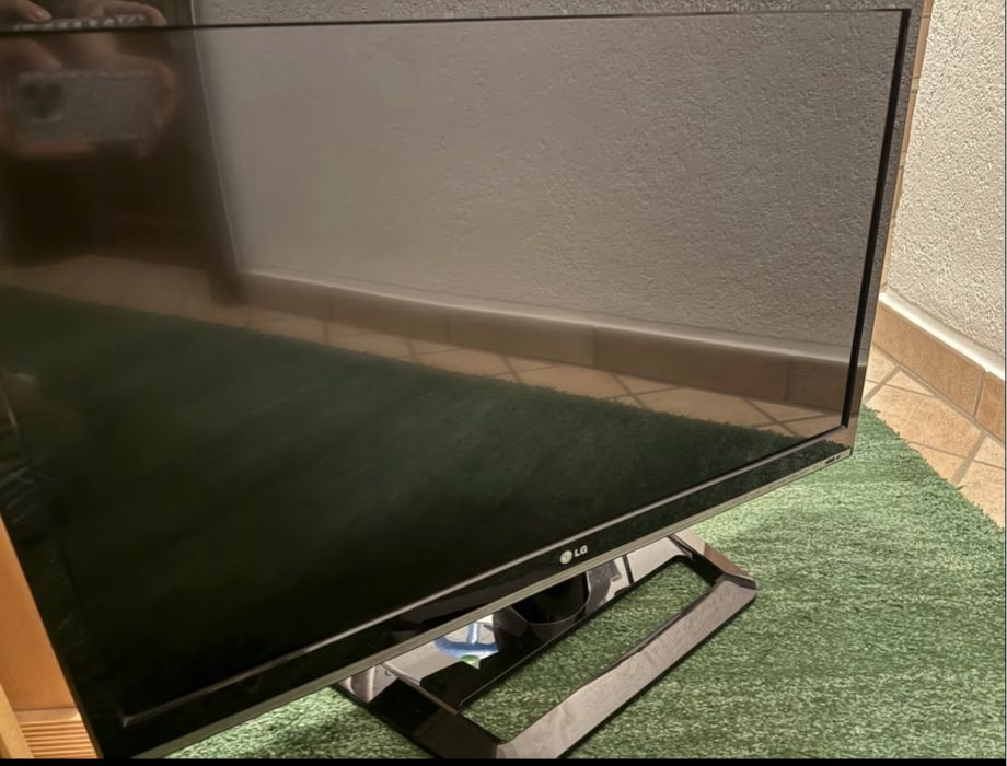 Televisor LG 32 FHD