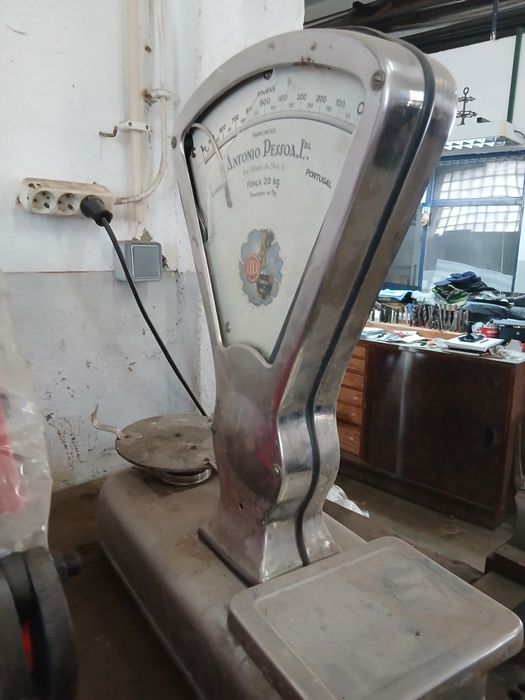 Tenho para venda balança