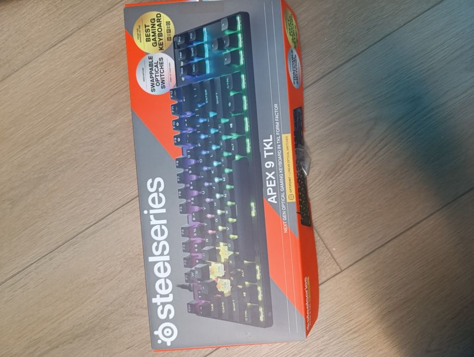 Klawiatura Apex Pro 9 Tkl