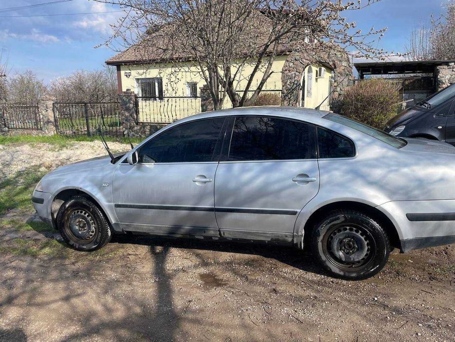 Автомобіль Volkswagen Passat, 2003 р.в.
