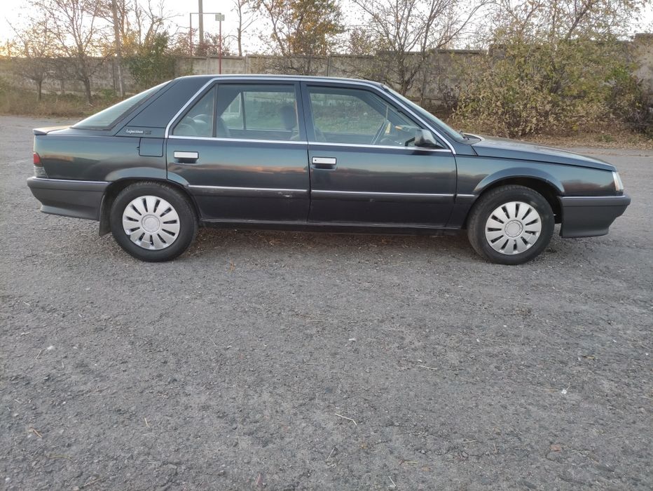 Продам Рено25 2,2газ /бензин 1990 року