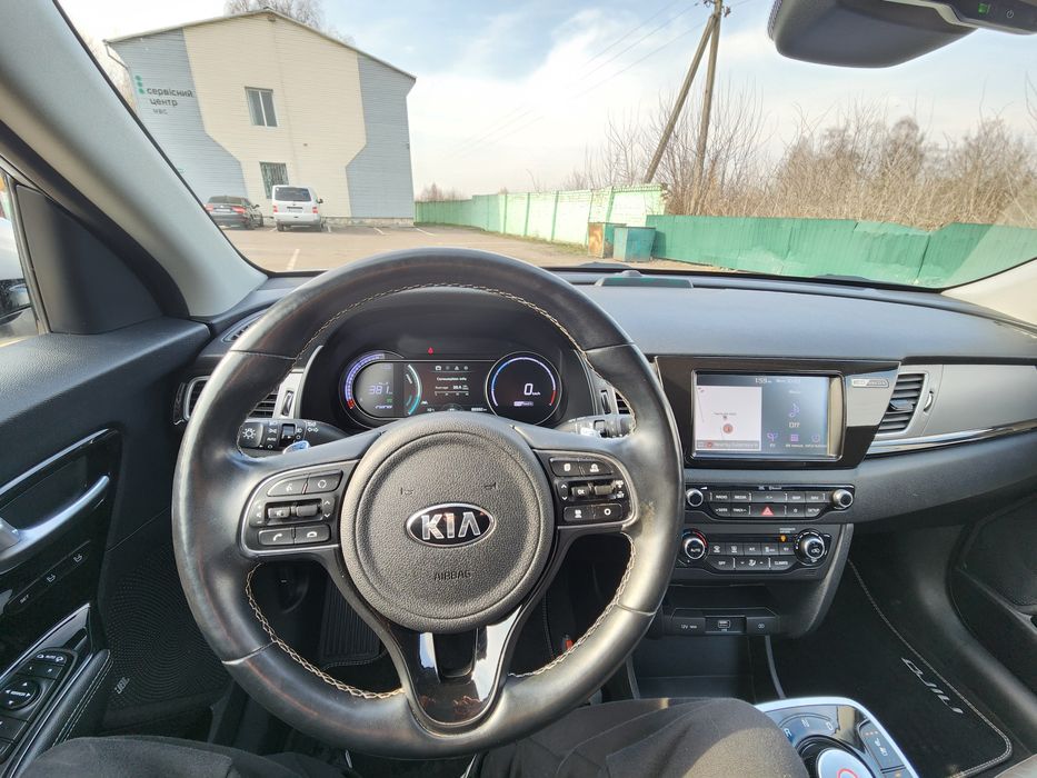 Кіа ніро електрика,  2019 рік, максимальна комплектація