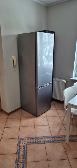 Tanie noclegi - pokoje na wynajem - ulica Bułhakowa, Poznań