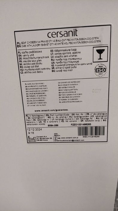 Szafka Cersanit City 40 z koszem na pranie.