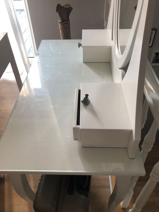 Toaletka ikea biała