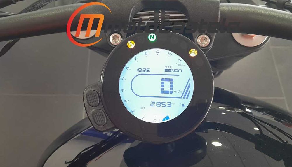 Keeway V302 C 2023