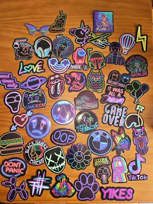 50 Autocolantes Stickers Neon