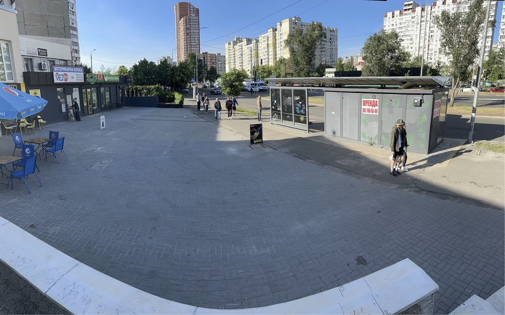 Аренда киоска / остановочного комплекса Ул. Ревуцкого 6