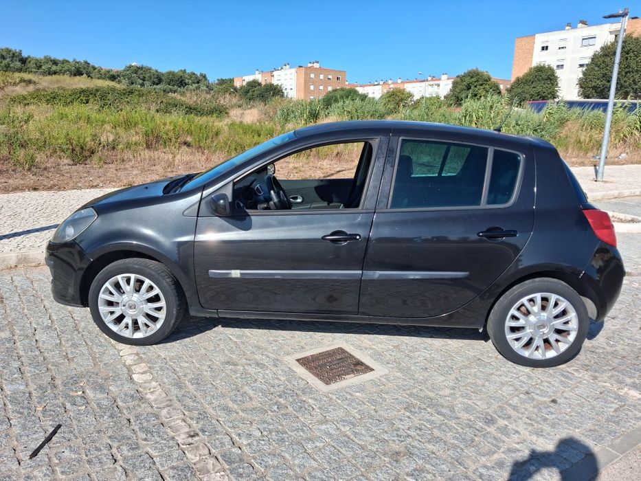 Vende-se Renault Clio III