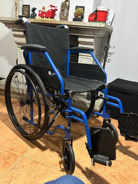 Cadeira de Rodas Dobrável