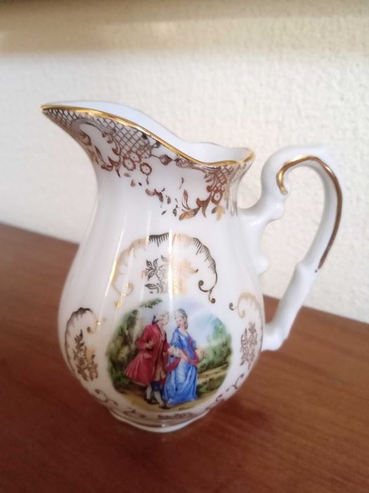 Serviço de Café em porcelana fina de luxo BERRY  - C.N Francesa