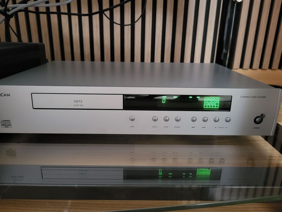 Odtwarzacz CD Arcam Diva CD 73 pilot