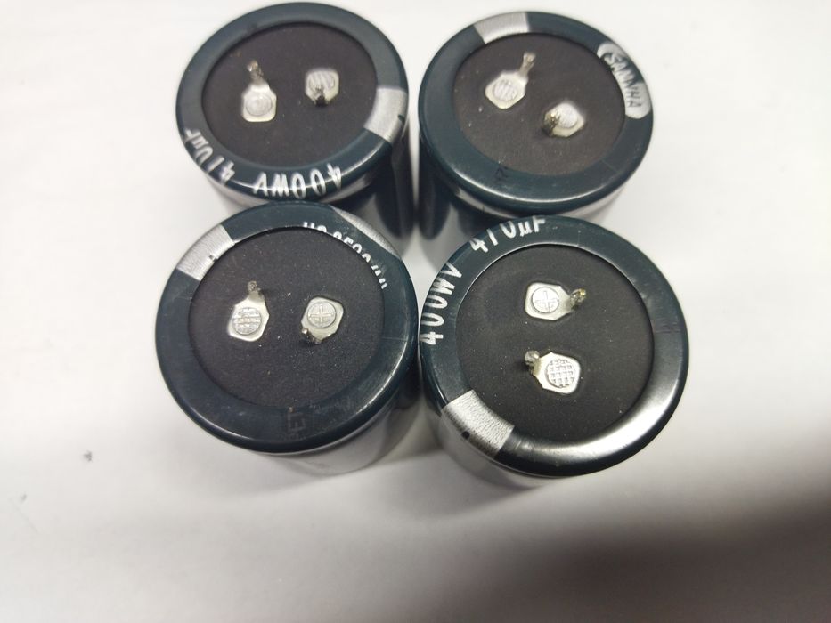 Конденсатори 400в 470мкф б/у