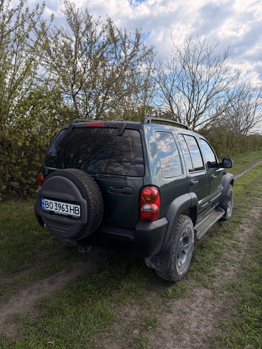 Jeep liberty sport 2.4