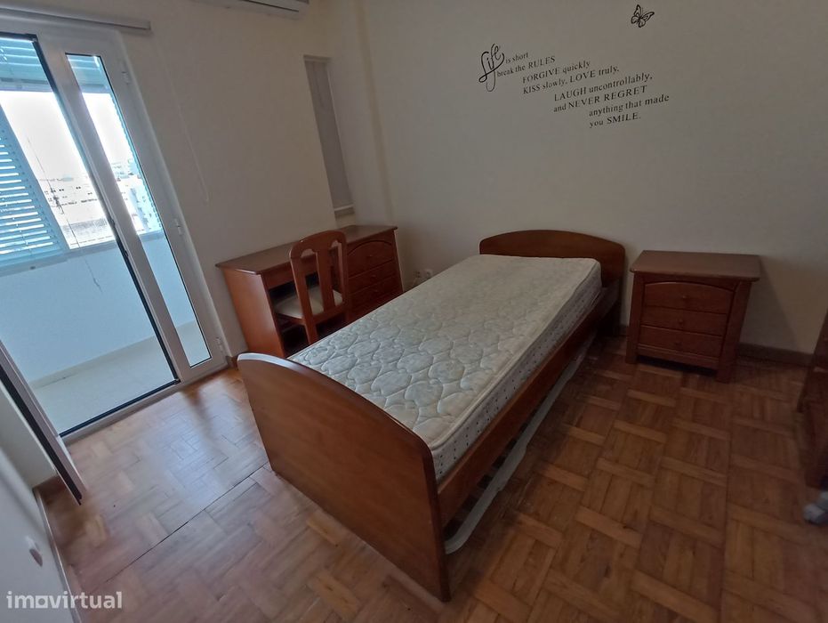 Apartamento T2 Mobilado e Equipado no Centro de Setúbal