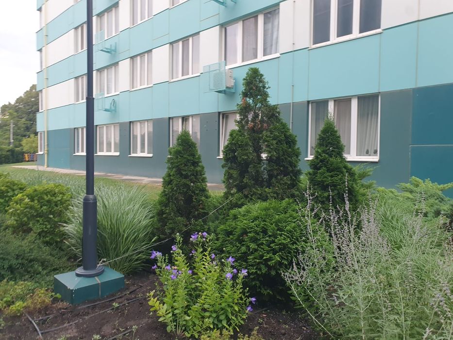 Продам 1 квартиру  жк.Жаботинского 54 а Альтаир 3