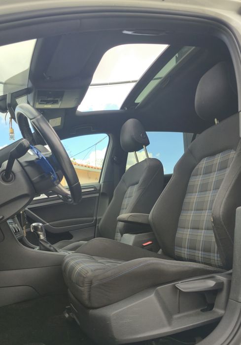 Volkswagen Golf GTE 1.4 TSI Plug-in Hybrid DSG |