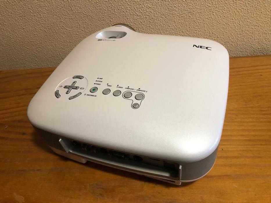 NEC VT470 Projector64584554108803121