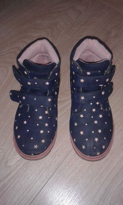Buty 32 dziewczęce za kostkę na rzepy granatowe w gwiazdki wkł 20,5
