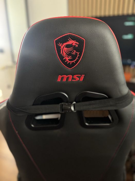 Cadeira Gaming MSI MAG CH120