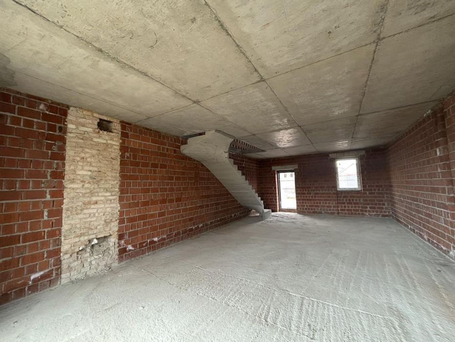 Продам таунхаус Софіївська Борщагівка вул Каденюка (Гагаріна)