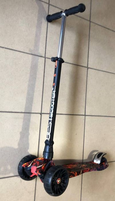 Надміцний самокат Максі з широкими силіконовими колесами зі світлом