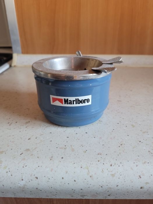 Popielniczka marlboro