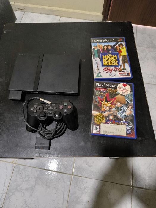PS2 sem cabos c/comando e jogos