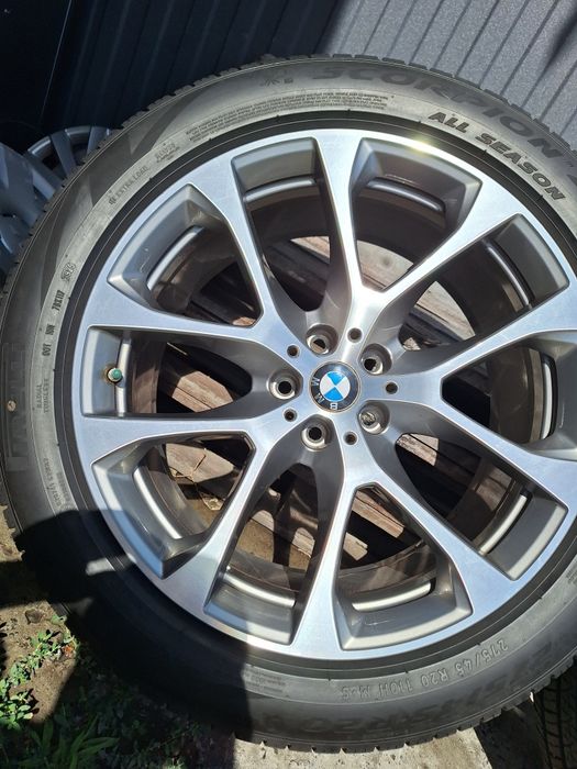 Колеса в зборі BMW R20 5×112 9j ET35 dia66.6 + шини 275/45 Pirelli + TPMS