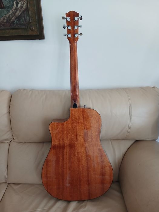 Guitarra eletro acústica Fender