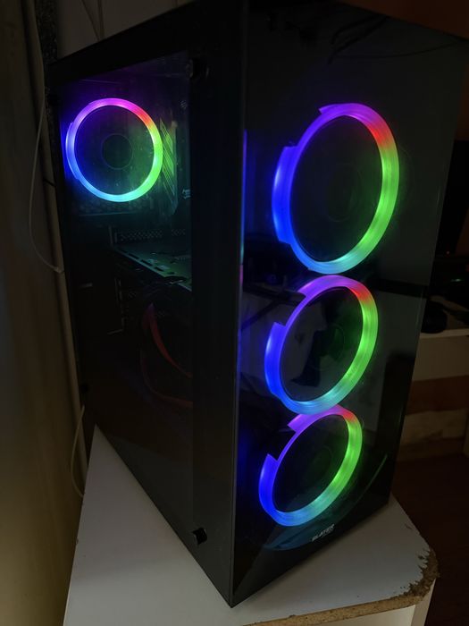 PC Gamer i7-9700KF | RX 6650 XT 8GB | 16GB RAM 3200MHz | Caixa RGB