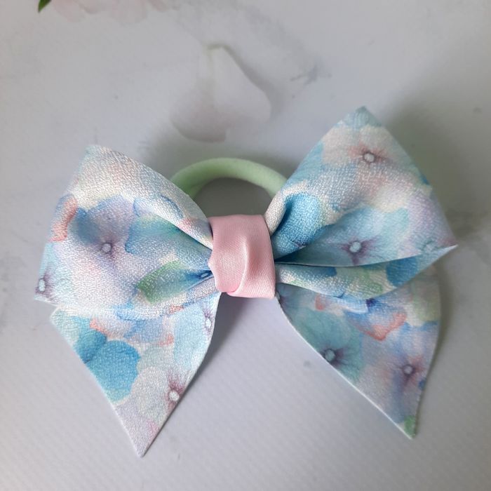 Прикраси для волосся ручної роботи